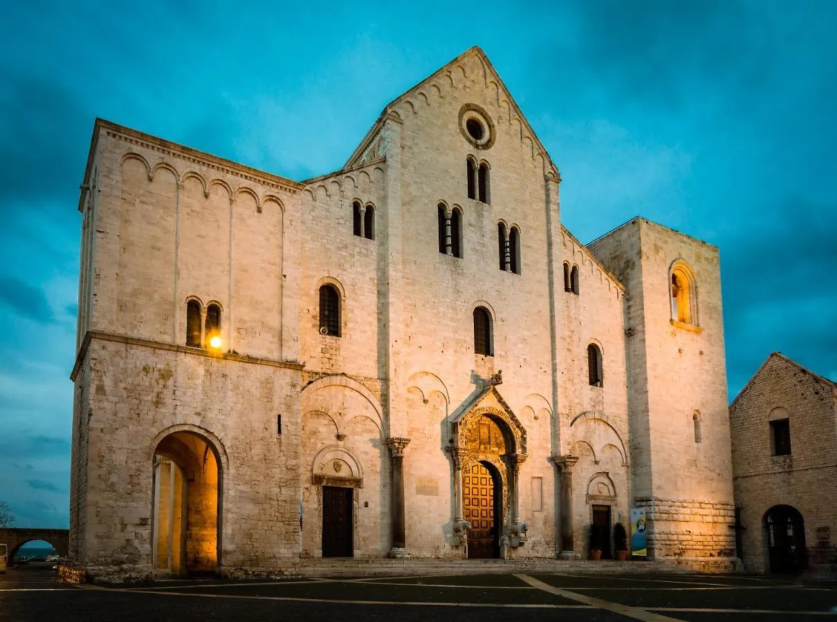 Laus Teatro Petruzzelli Suite Bari Italy